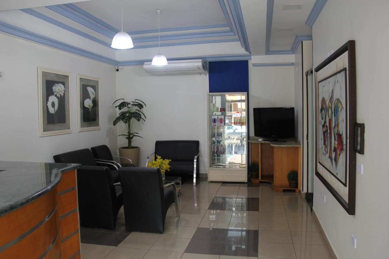 Alpha Ville Hotel อัสซิส ภายนอก รูปภาพ