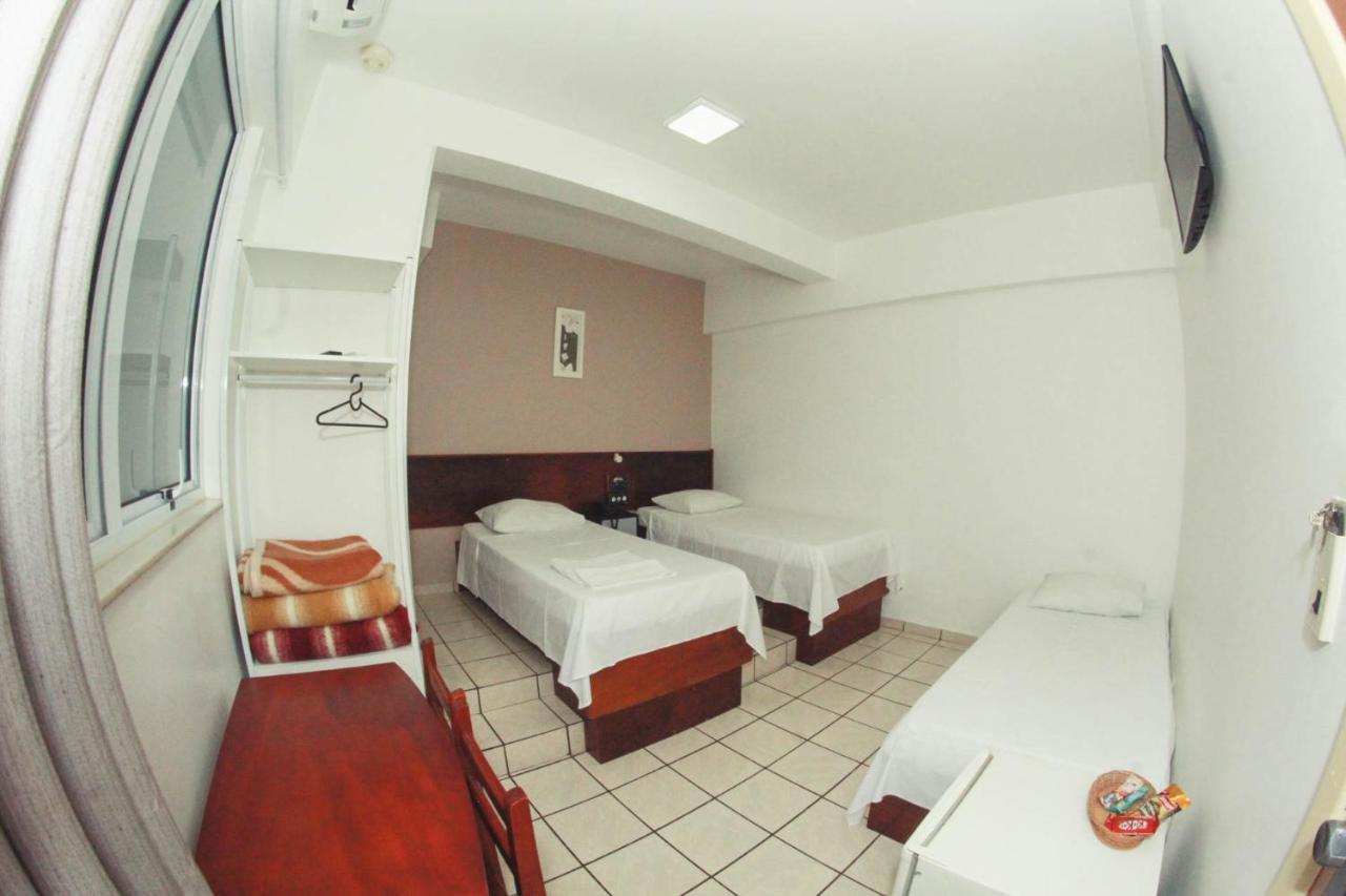 Alpha Ville Hotel อัสซิส ภายนอก รูปภาพ
