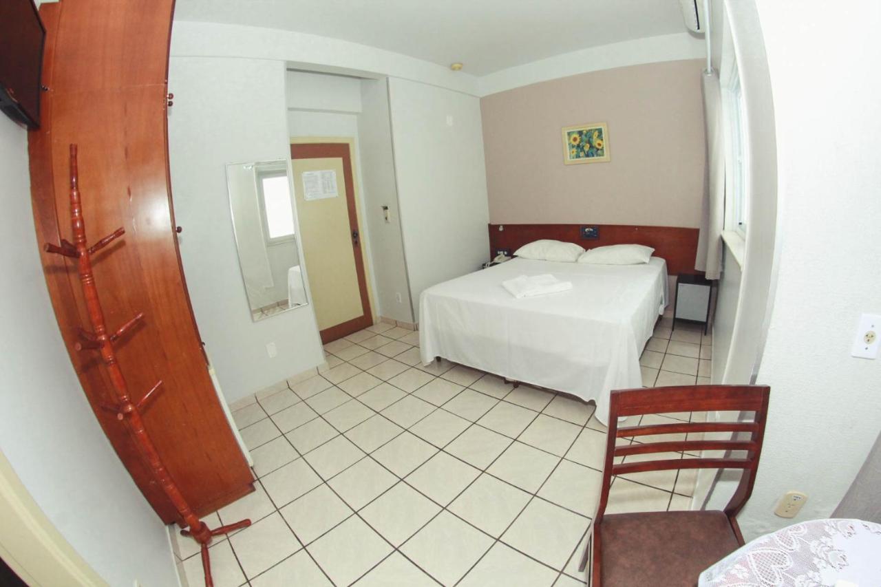 Alpha Ville Hotel อัสซิส ภายนอก รูปภาพ