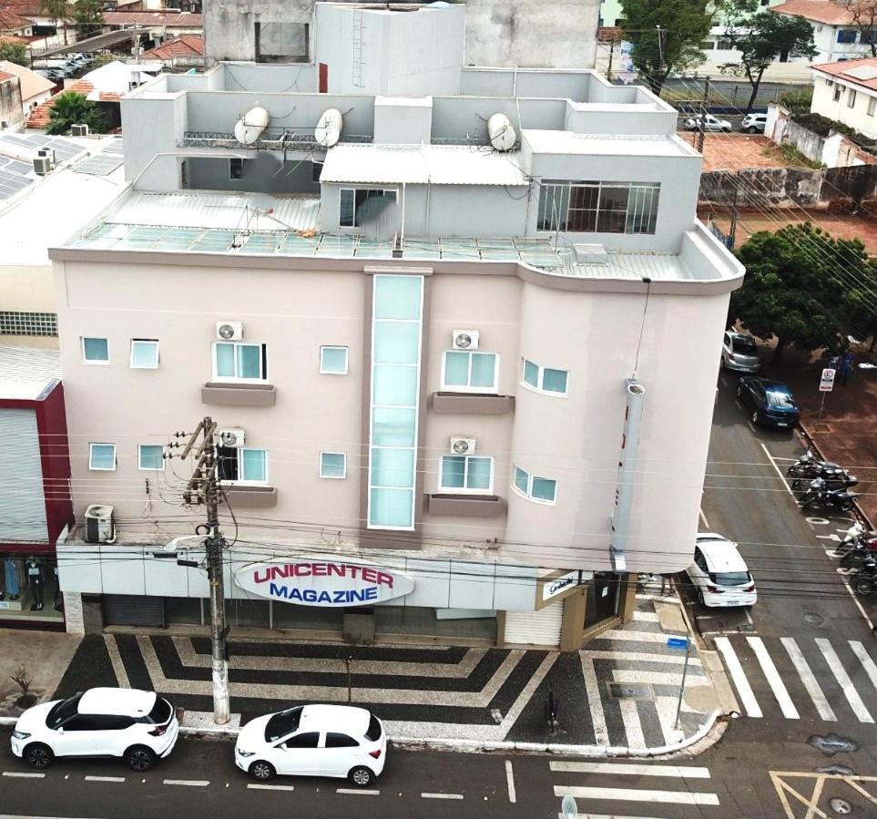 Alpha Ville Hotel อัสซิส ภายนอก รูปภาพ